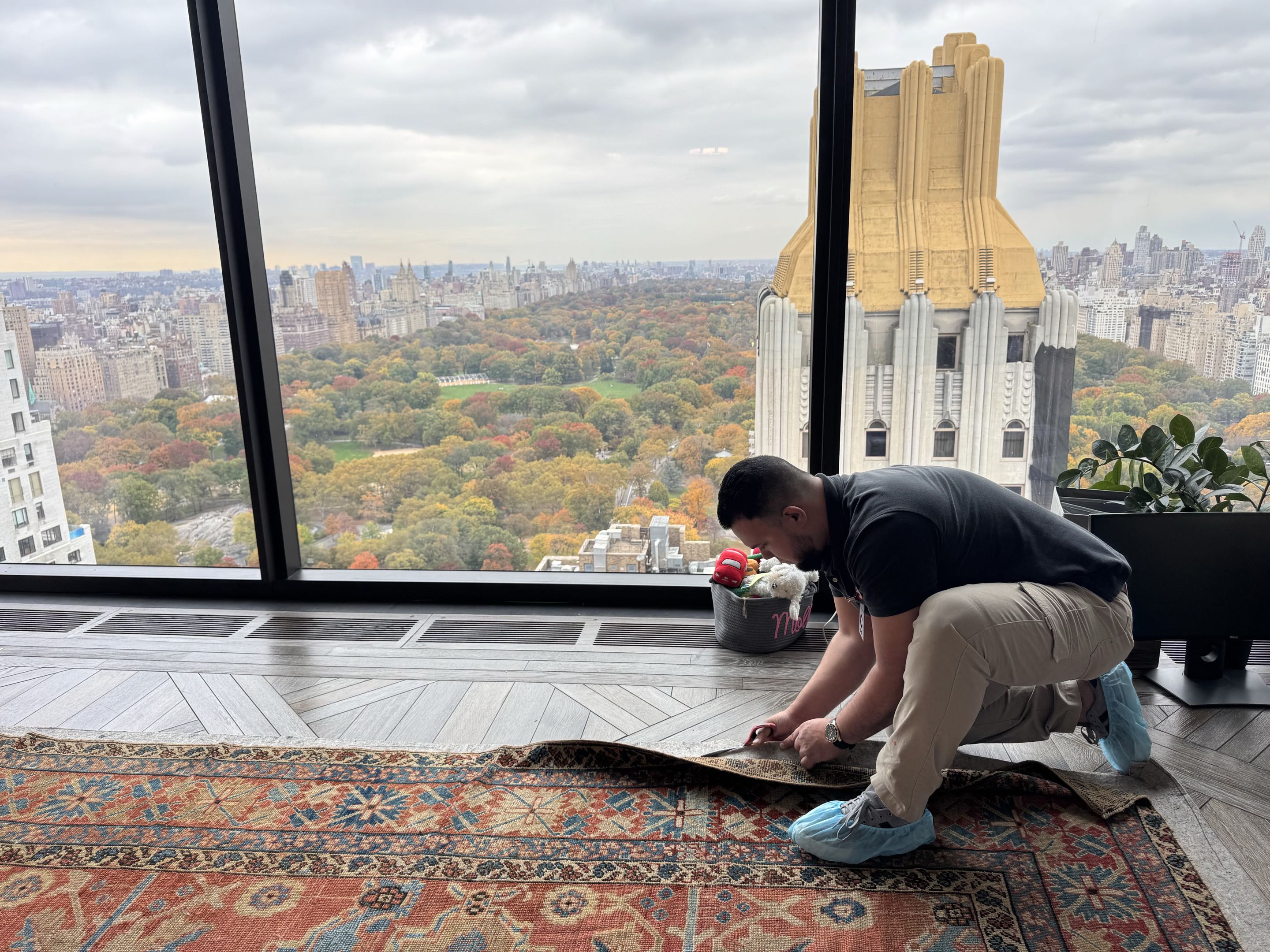 Modern high-end room styling and textures